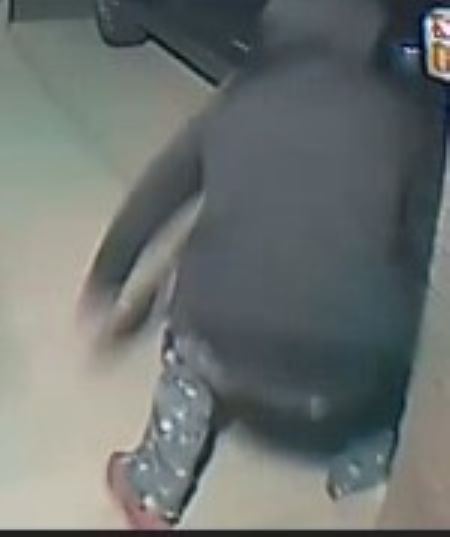A colour image of the suspect&rsquo;s pants. 