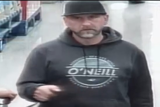 photo of male suspect