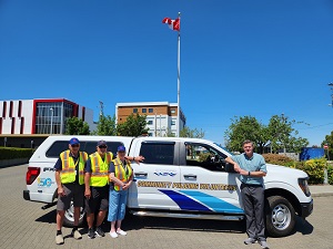 Volontaires de la police communautaire de la GRC de Nanaimo et Dan Hopkins, coordonnateur de la police communautaire