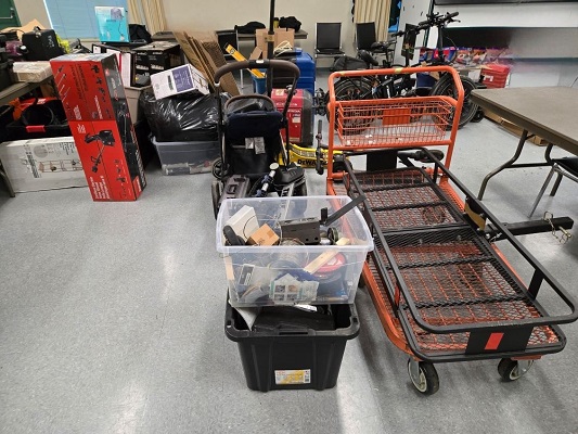 Picture of recovered items 