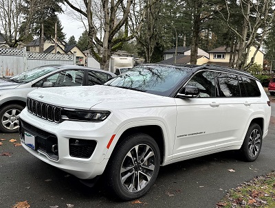 Photo of stolen white Jeep
