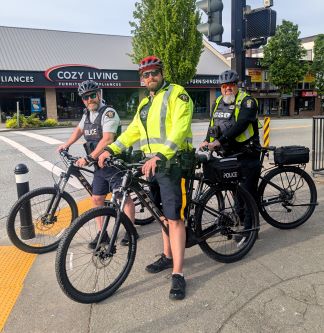 CRU officers and CSO on bike patrol 