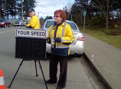 COP members Gord Smith and Jody McConnan conducting school zone traffic watch.