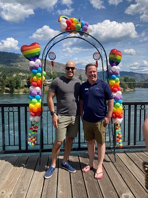 Trail Pride Market (Sgt Wicentowich and Trail Councillor Paul Butler)