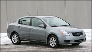 Image d&rsquo;une Nissan Sentra grise de 2007